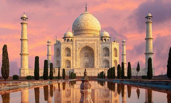Taj Mahal, Temples & Tigers Tour